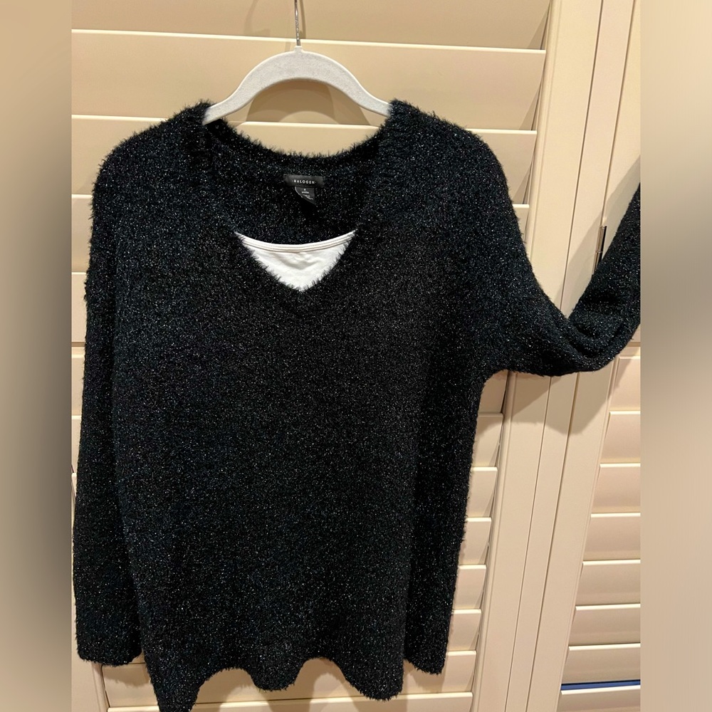 V-neck Halogen Black Sweater